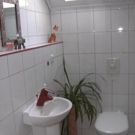 Schuetz Apartman *